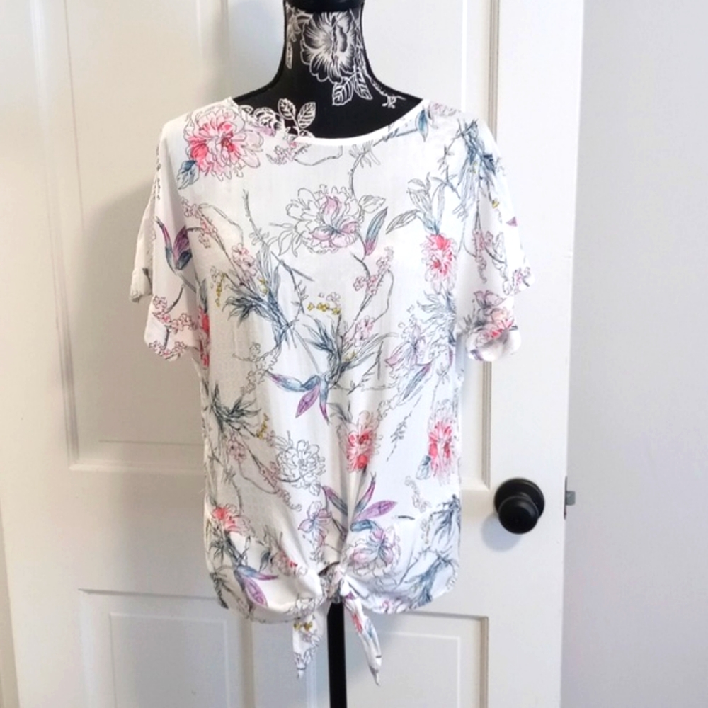 🪻Buffalo David Bitton🪻- White/Multi Floral S/S Tie Front Top - Picture 2 of 14